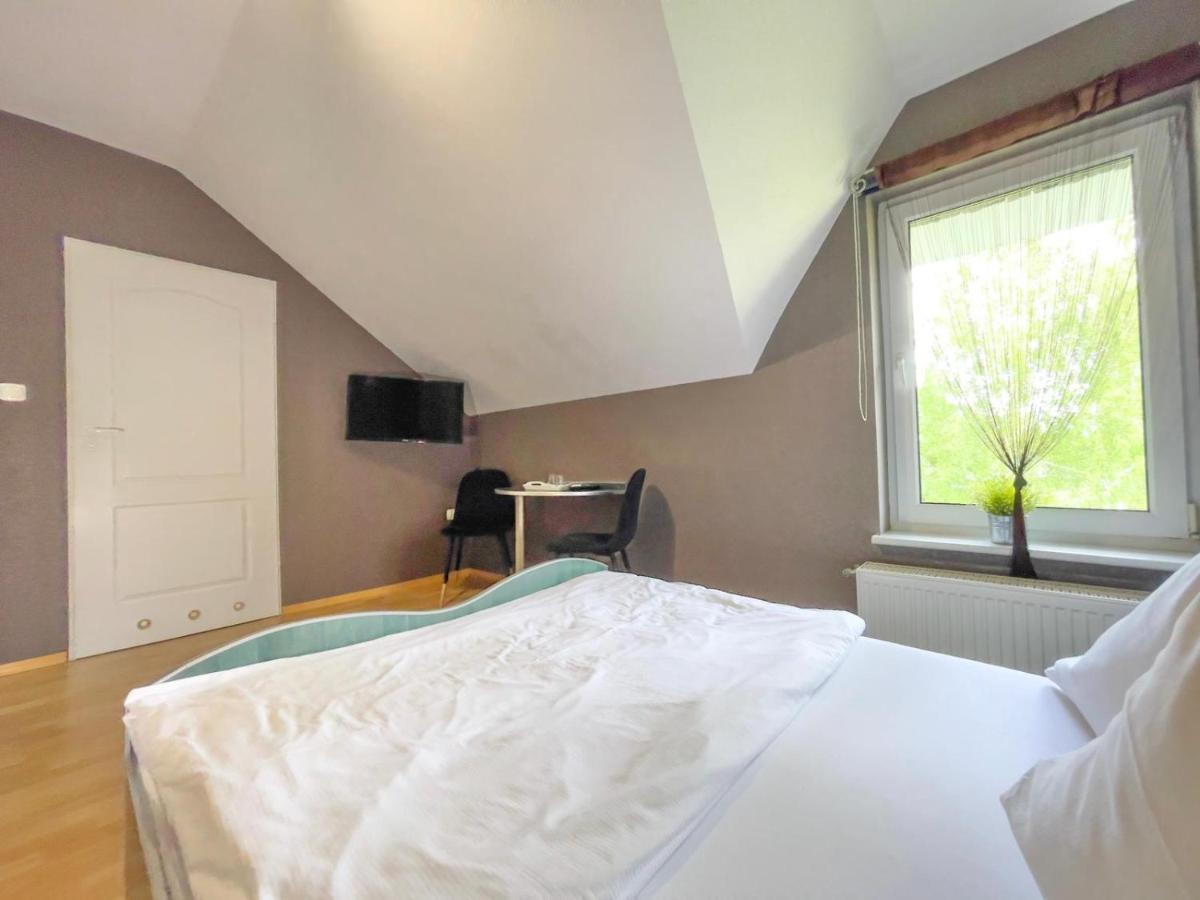 Brydar With Sauna, Swimming Pool And Jacuzzi Mielno  Extérieur photo